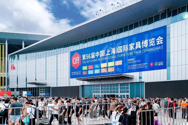 ）盛大启幕 媒体观察团赋能设计生态创新传播CQ9电子游戏网站2025中国家博会（上海(图10)